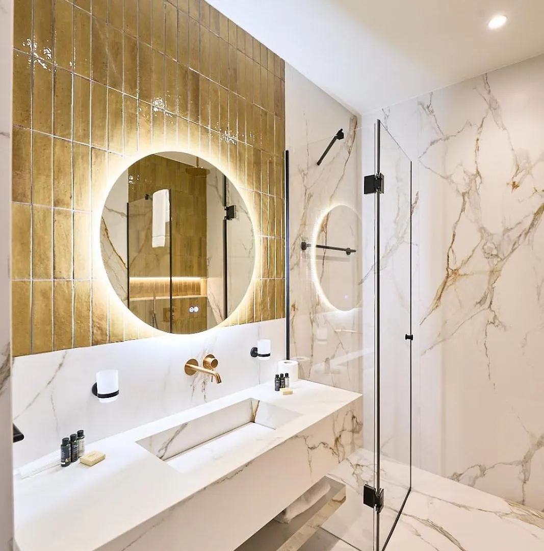 Adella Boutique Hotel - Free Secured Parking Sofya 4*,  Bulgaristan